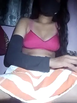 Snapshot of HornyWestern chatting on 11/28/25, 07:05 HornyWestern online show from 11/28/25, 07:05