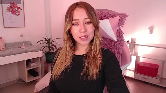 Snapshot of Dahlia__espresso chatting on 10/21/25, 06:30 Dahlia espresso online show from 10/21/25, 06:30