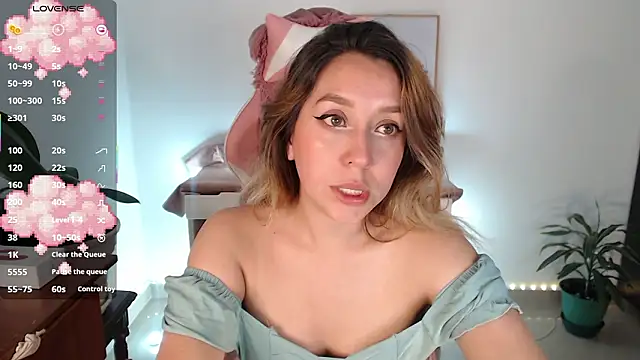 Snapshot of Dahlia__espresso chatting on 03/17/26, 04:06 Dahlia espresso online show from 03/17/26, 04:06