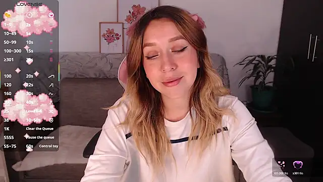 Snapshot of Dahlia__espresso chatting on 03/30/26, 07:37 Dahlia espresso online show from 03/30/26, 07:37