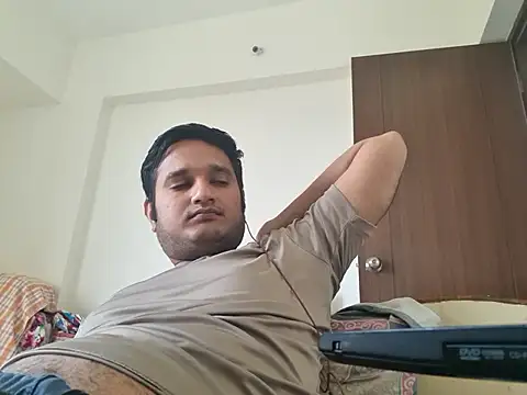 Snapshot of Jonrobinso chatting on 05/30/26, 04:53 Jonrobinso online show from 05/30/26, 04:53