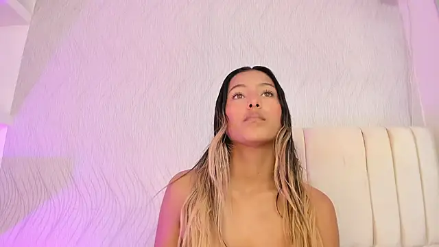 miranda villa online show from 03/09/25, 03:38