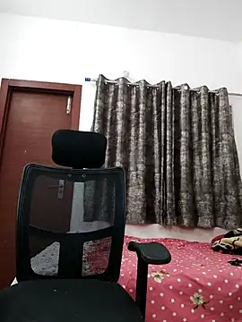 sanaya baby online show from 02/21/25, 01:44