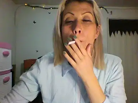 alixia81 online show from 12/28/24, 09:20