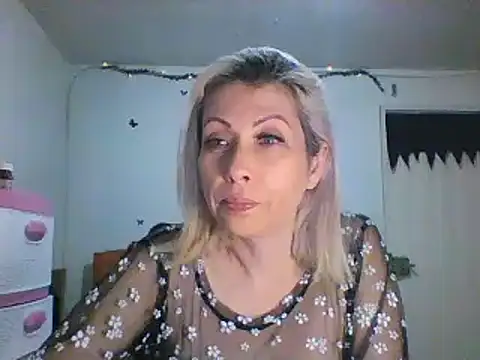 alixia81 online show from 12/29/24, 09:17