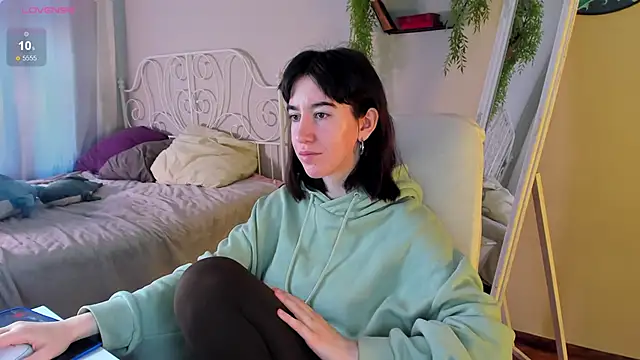 Belle Via online show from 01/18/25, 08:52