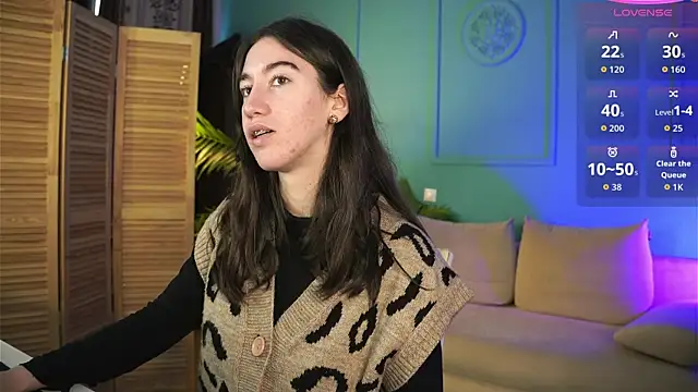 Belle Via online show from 10/20/25, 01:11