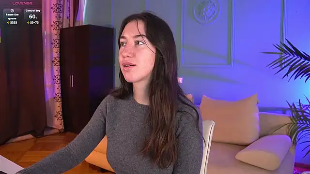 Belle Via online show from 03/18/26, 11:57