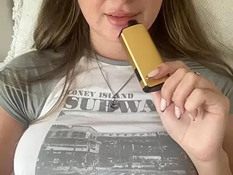 KaraLeee online show from 01/09/25, 01:08