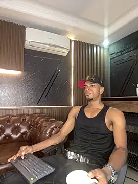 Snapshot of AaronCruz_ chatting on 03/30/26, 09:27 AaronCruz online show from 03/30/26, 09:27