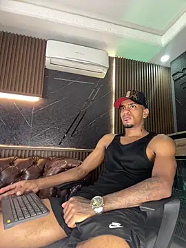 Snapshot of AaronCruz_ chatting on 03/31/26, 10:26 AaronCruz online show from 03/31/26, 10:26