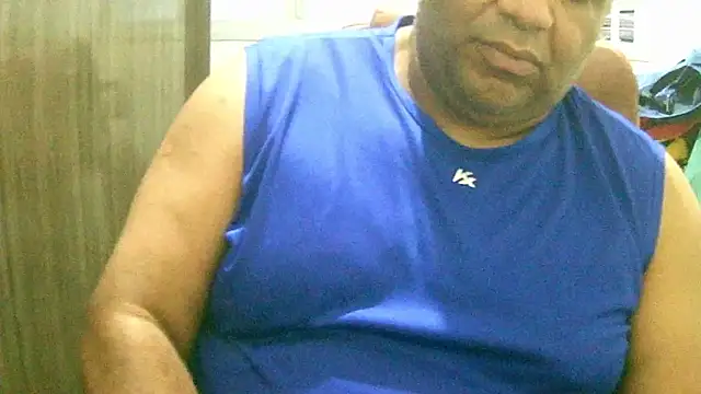 Snapshot of ulmo_br chatting on 11/26/25, 08:54 ulmo br online show from 11/26/25, 08:54