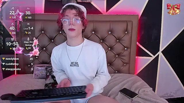 Max lover1 online show from 12/24/24, 10:17