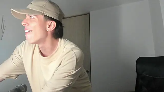 Tony Hoffa online show from 03/03/25, 06:12