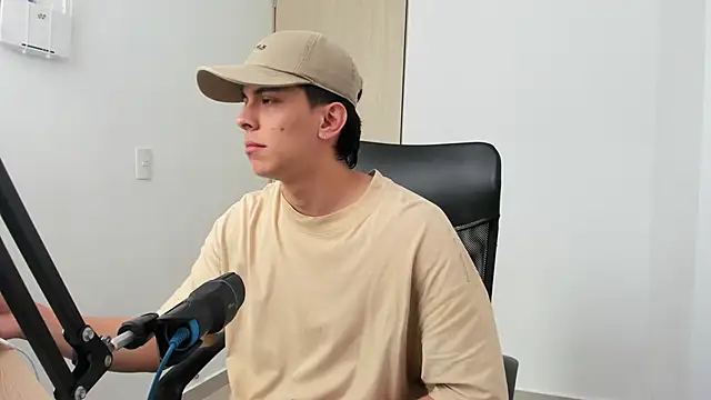 Tony Hoffa online show from 03/07/25, 05:28