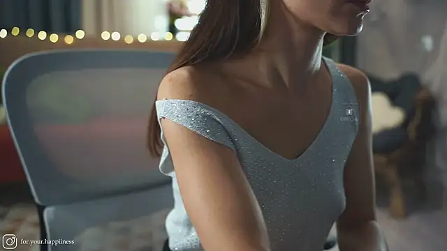 Feral Berrry  online show from 09/18/25, 05:09