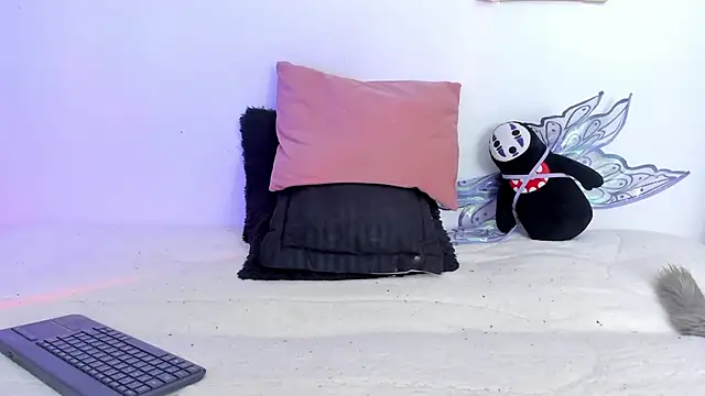 AlyRoses online show from 01/24/25, 01:13