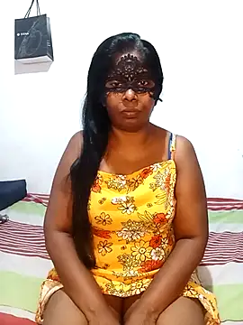 Aroma Sl online show from 10/16/25, 02:56