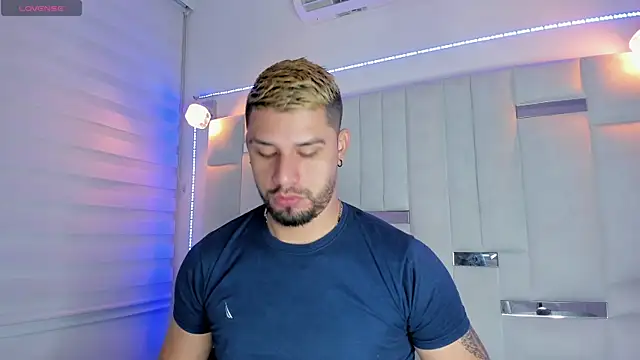 Jacoob19  online show from 12/27/24, 01:07