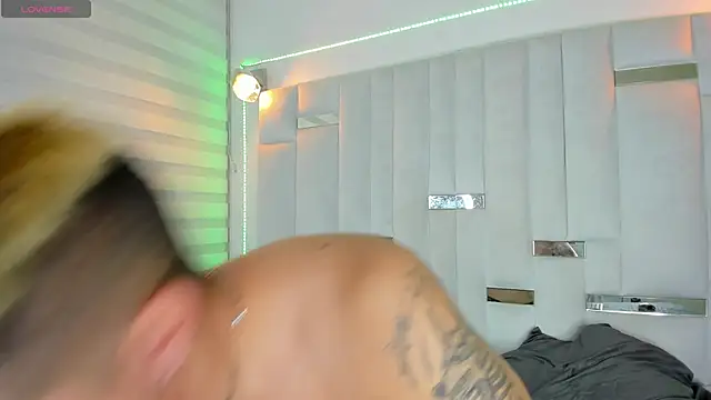 Jacoob19  online show from 12/30/24, 01:47