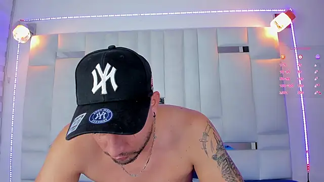 Jacoob19  online show from 01/28/25, 04:08