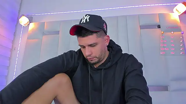 Jacoob19  online show from 01/28/25, 07:10