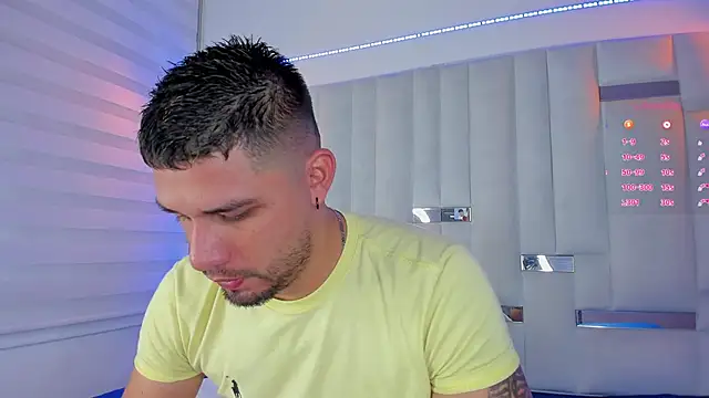 Jacoob19  online show from 01/31/25, 04:38