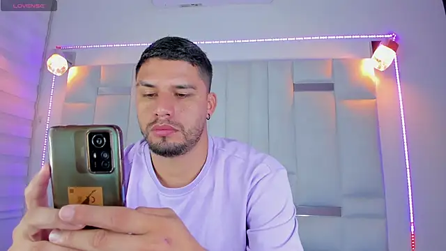 Jacoob19  online show from 02/06/25, 03:52