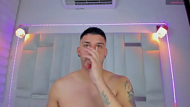 Jacoob19  online show from 03/01/25, 04:00