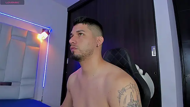 Jacoob19  online show from 03/14/25, 12:51