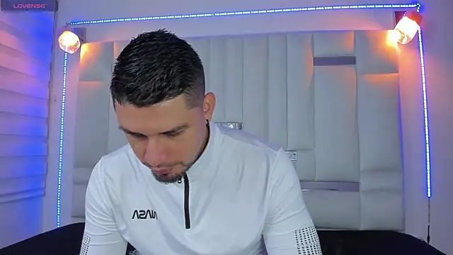 Jacoob19  online show from 03/17/25, 12:25