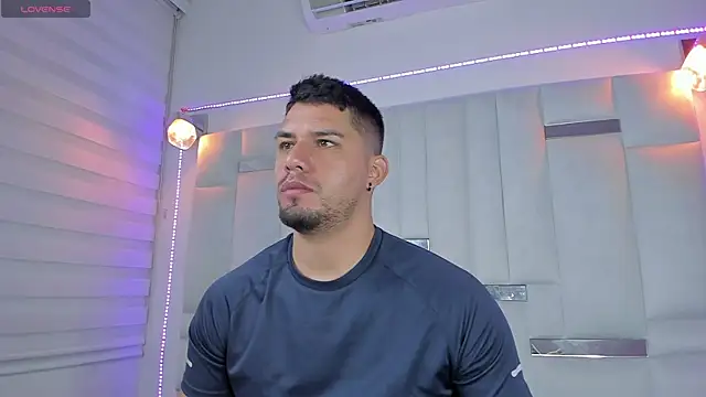 Jacoob19  online show from 03/18/25, 12:25