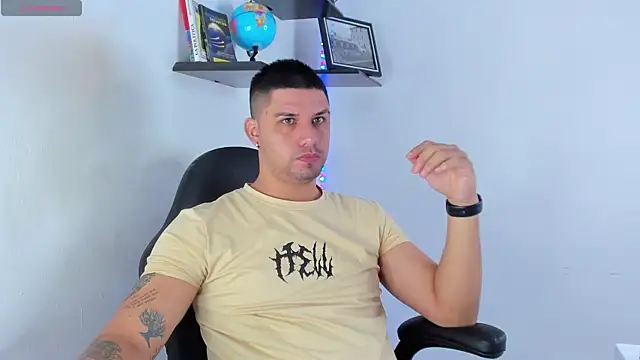 Jacoob19  online show from 10/14/25, 11:44