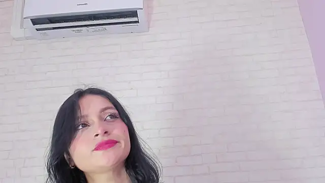 Tiffany mendez online show from 03/03/25, 12:05