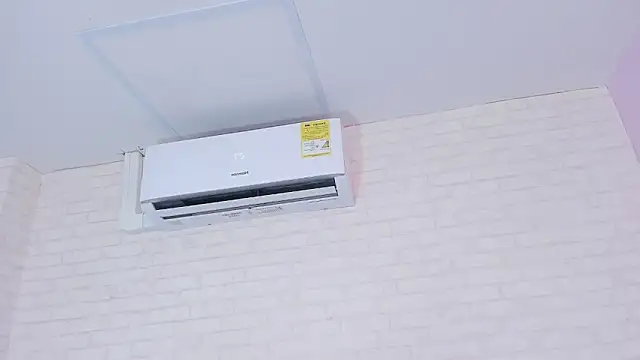 Tiffany mendez online show from 03/21/25, 12:06