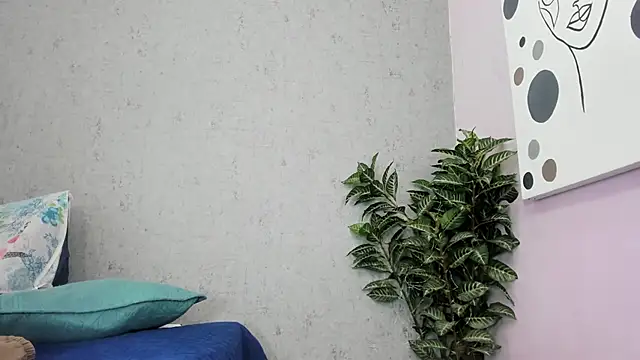 Tiffany mendez online show from 02/26/26, 12:04