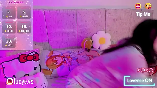 Snapshot of LucyEvans_ chatting on 09/18/25, 03:30 LucyEvans online show from 09/18/25, 03:30