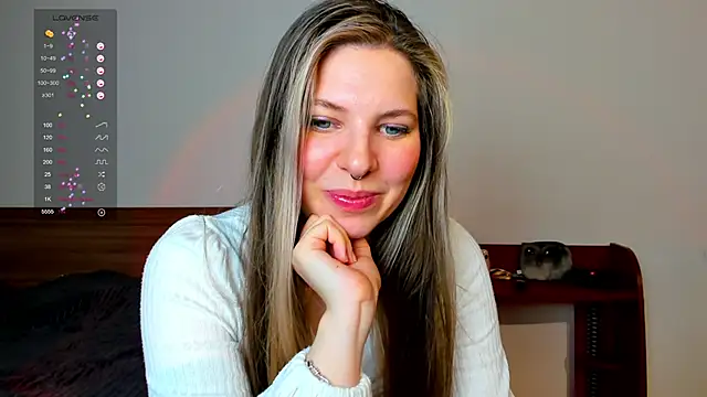 Snapshot of Annie_aww chatting on 02/01/25, 09:51 Annie aww online show from 02/01/25, 09:51