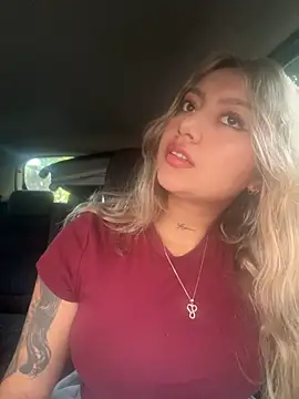 Snapshot of amanda-medrano1 chatting on 01/15/26, 03:38 amanda-medrano1 online show from 01/15/26, 03:38