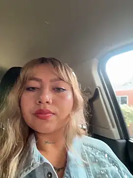 Snapshot of amanda-medrano1 chatting on 02/21/26, 02:29 amanda-medrano1 online show from 02/21/26, 02:29