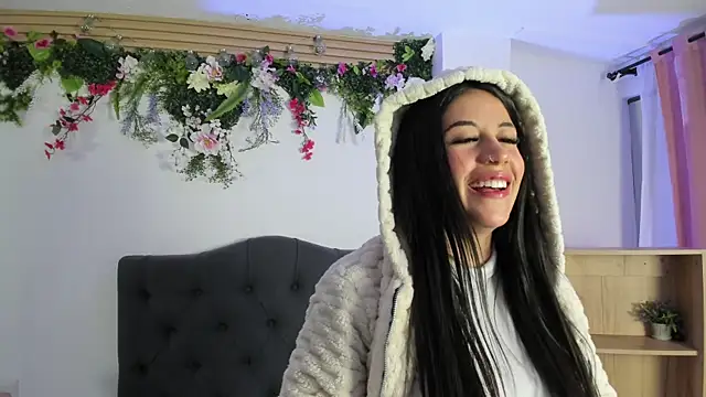 JulessCornett online show from 01/06/25, 10:02