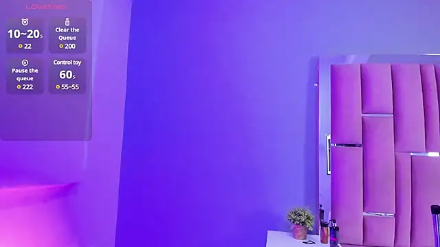 Snapshot of AnaHank_ chatting on 02/07/25, 04:59 AnaHank  online show from 02/07/25, 04:59