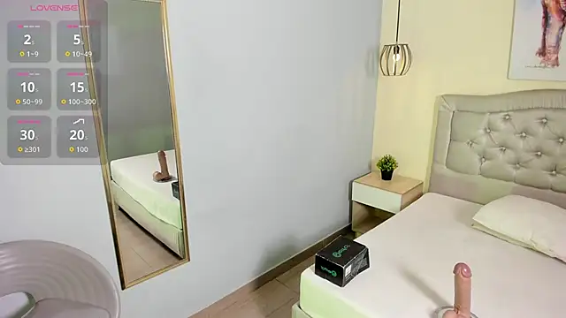 Snapshot of escarleth__ chatting on 01/06/26, 12:42 escarleth online show from 01/06/26, 12:42