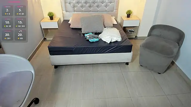 Snapshot of escarleth__ chatting on 02/21/26, 01:23 escarleth online show from 02/21/26, 01:23