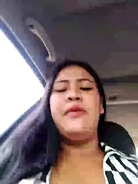 Snapshot of Miia_grand chatting on 12/17/24, 03:39 Miia grand online show from 12/17/24, 03:39