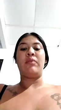 Snapshot of Miia_grand chatting on 12/20/24, 11:37 Miia grand online show from 12/20/24, 11:37