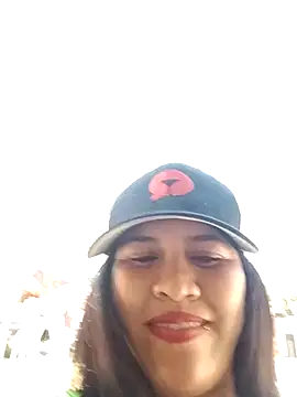 Snapshot of Miia_grand chatting on 01/22/25, 06:20 Miia grand online show from 01/22/25, 06:20