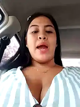 Snapshot of Miia_grand chatting on 01/29/25, 06:07 Miia grand online show from 01/29/25, 06:07