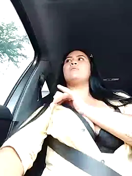 Snapshot of Miia_grand chatting on 03/13/25, 07:06 Miia grand online show from 03/13/25, 07:06