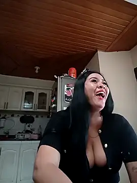 Snapshot of Miia_grand chatting on 11/23/25, 01:55 Miia grand online show from 11/23/25, 01:55